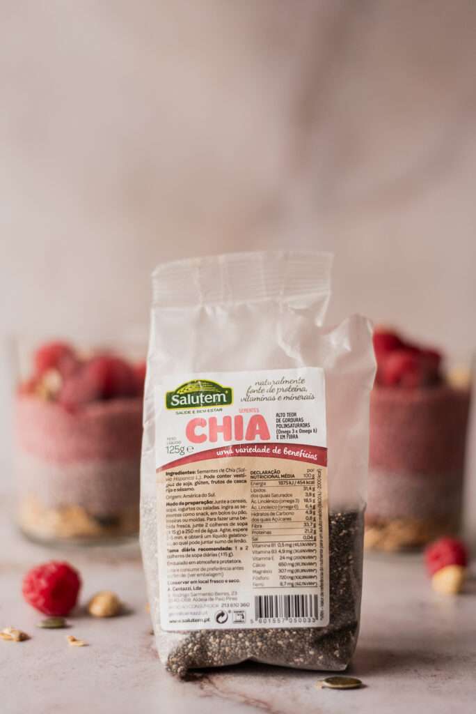 Parfait de Pudim de Chia e Framboesa 