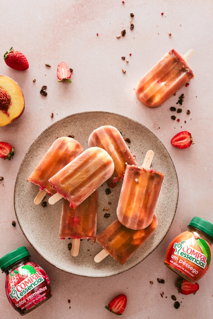 gelado de frutos vermelhos e iogurte